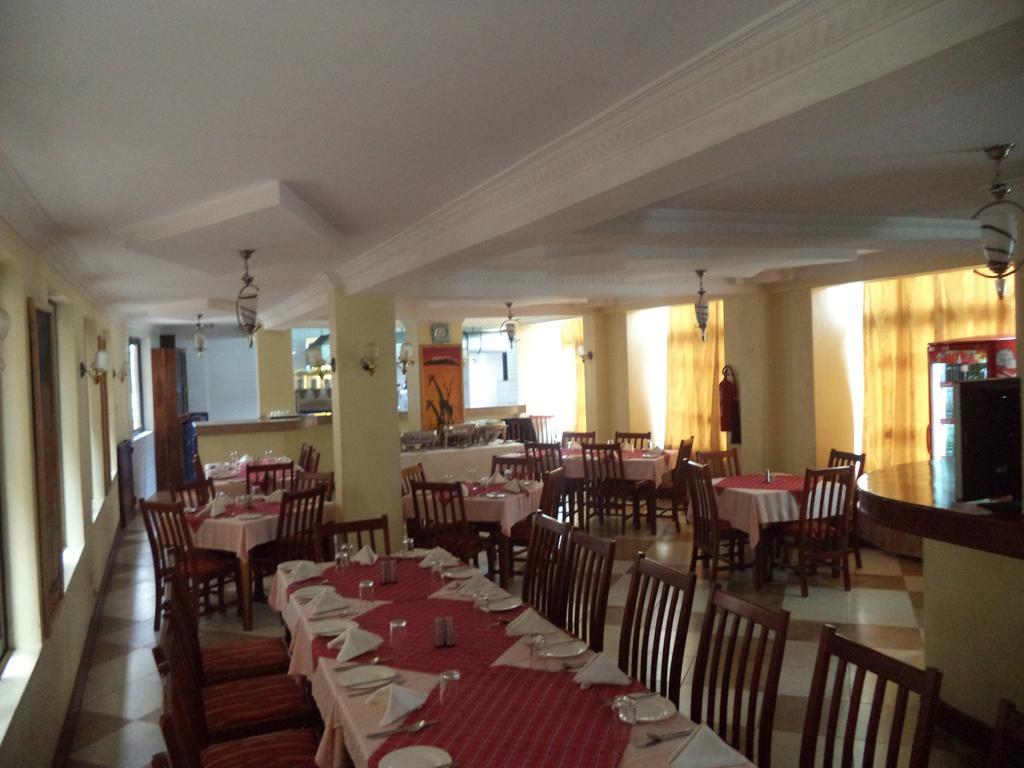 Arusha Tourist Inn Hotel Exteriör bild