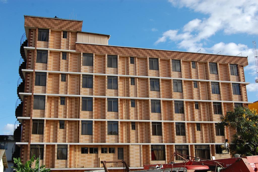 Arusha Tourist Inn Hotel Exteriör bild